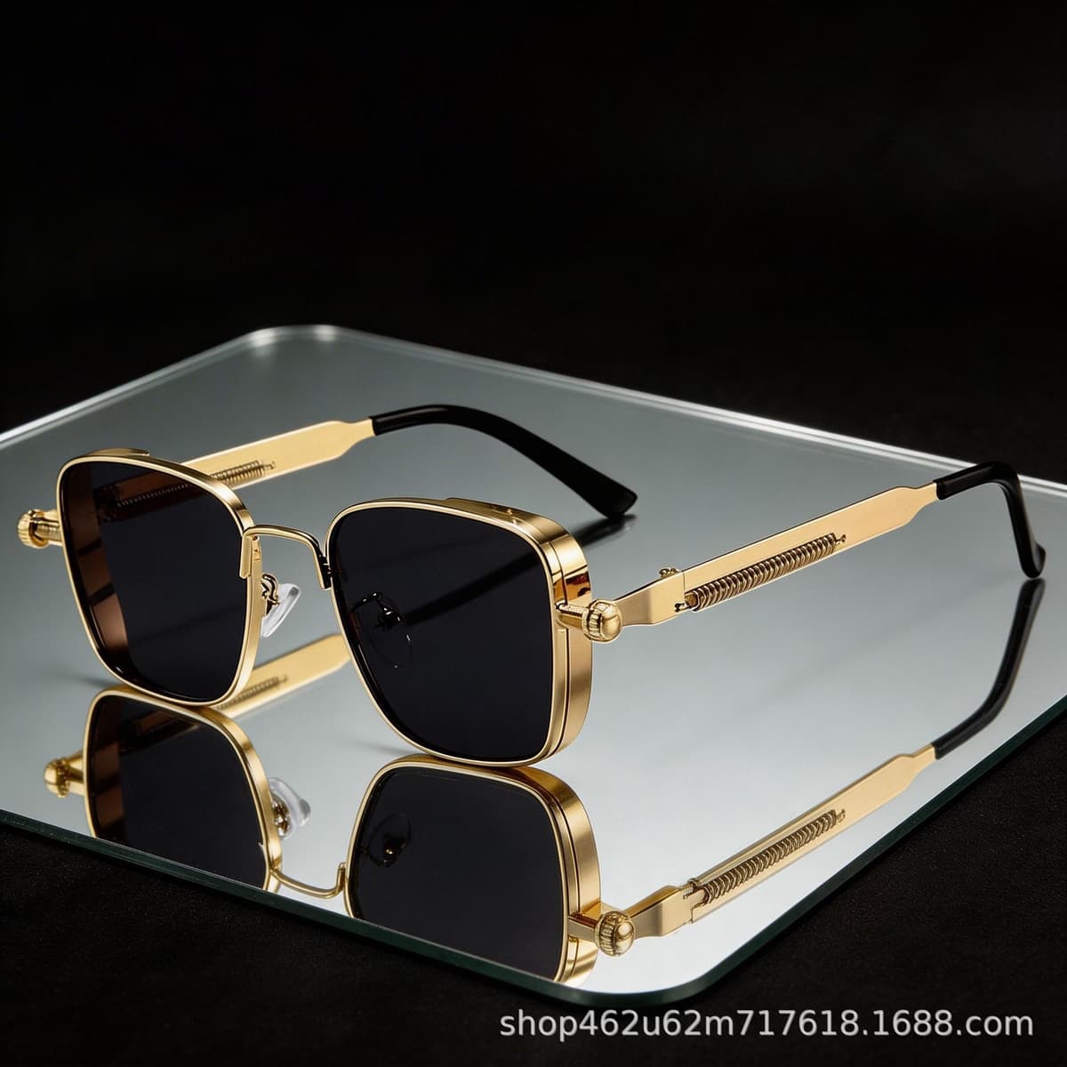 Retro Punk Square Sunglasses . Made in china